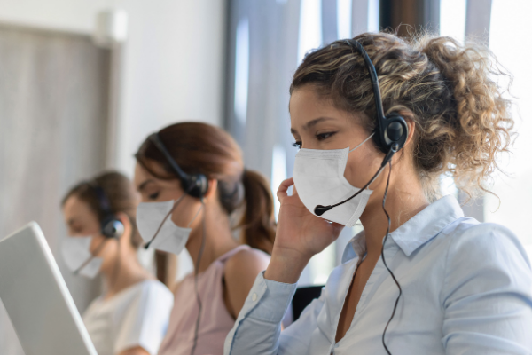 women customer service reps