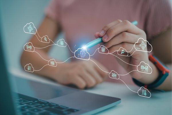 a diagram of a network on the cloud