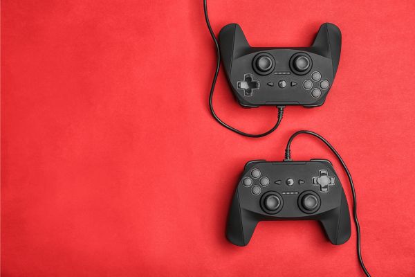 Video game controllers 